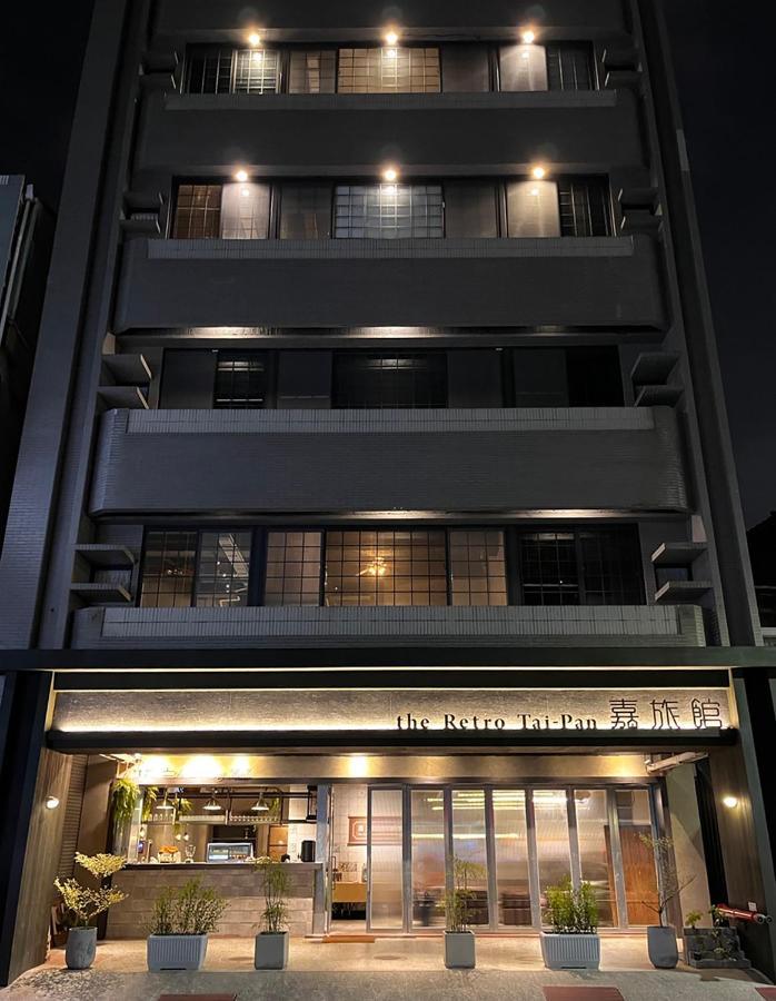 The Retro Tai-Pan Hotel Tainan Bagian luar foto